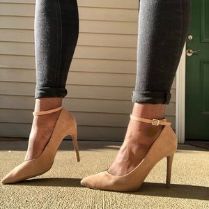 Pointed Toe Stiletto